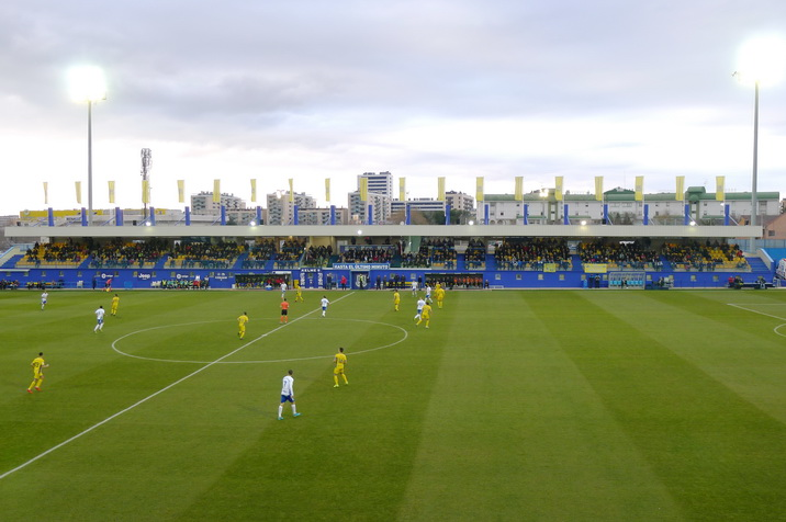West-Stand2.jpg