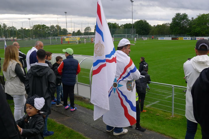 Assyriska-IK-supporter.JPG