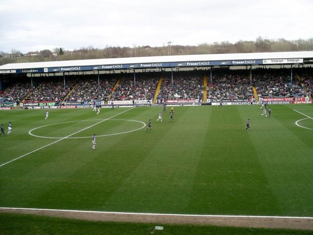 fraser eagle stand2