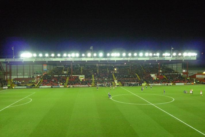 williams stand2
