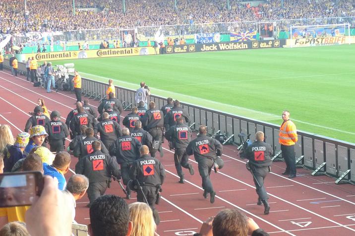 poliser poliser