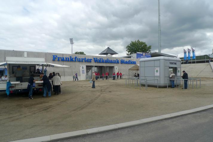 frankfurter volksbank stadion