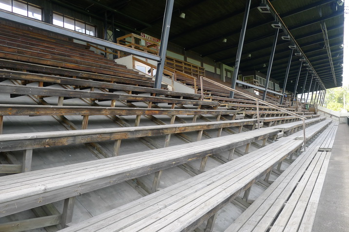 West-Stand3.JPG