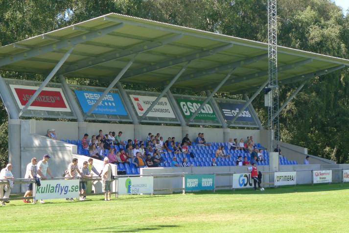 west stand3