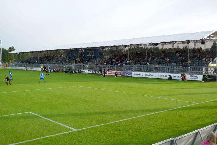 west stand2