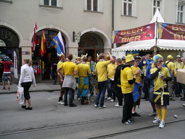 fans in the city centre5