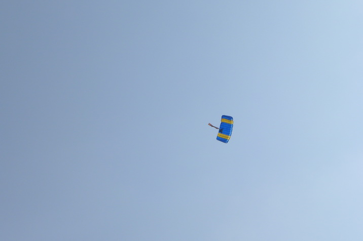 Sky-diver.JPG