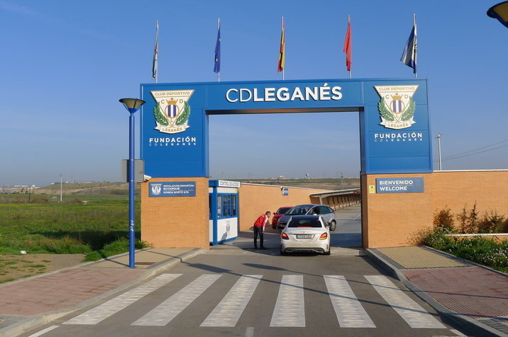 ID-Butarque-main-entrance.JPG