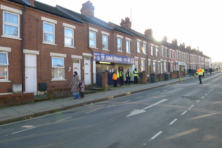 oak road stand, rear oak road stand, rear