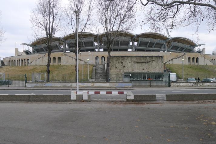 virage sud, rear