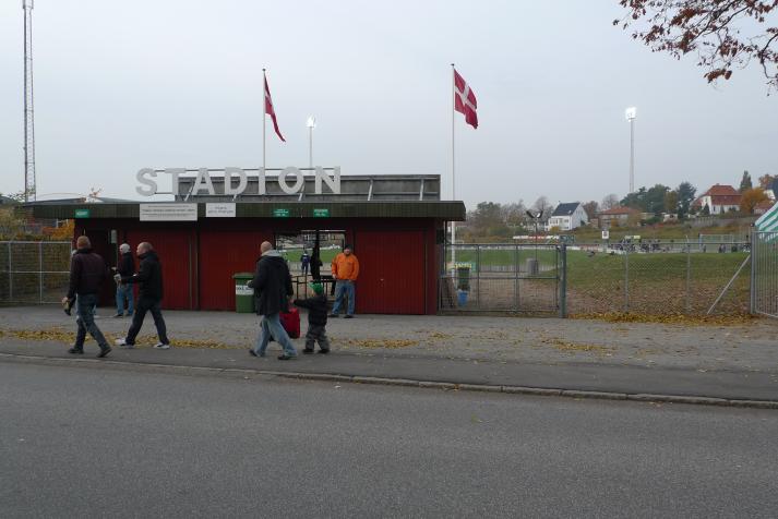 n&aelig;stved stadion