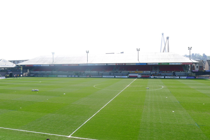 Hazell-Stand1.JPG