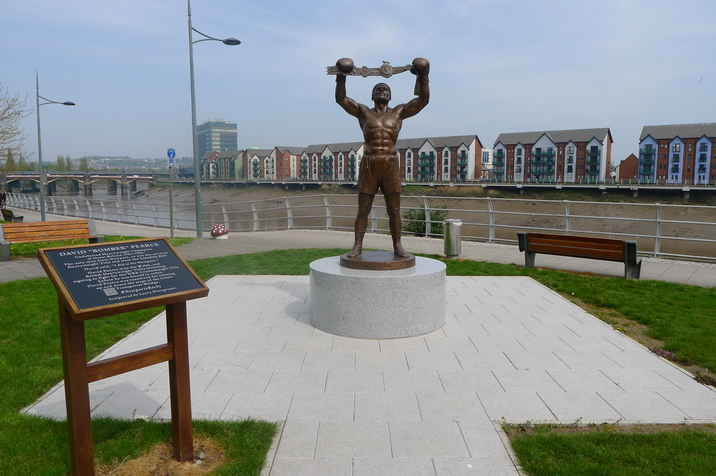 Statue-David-Pearce.JPG