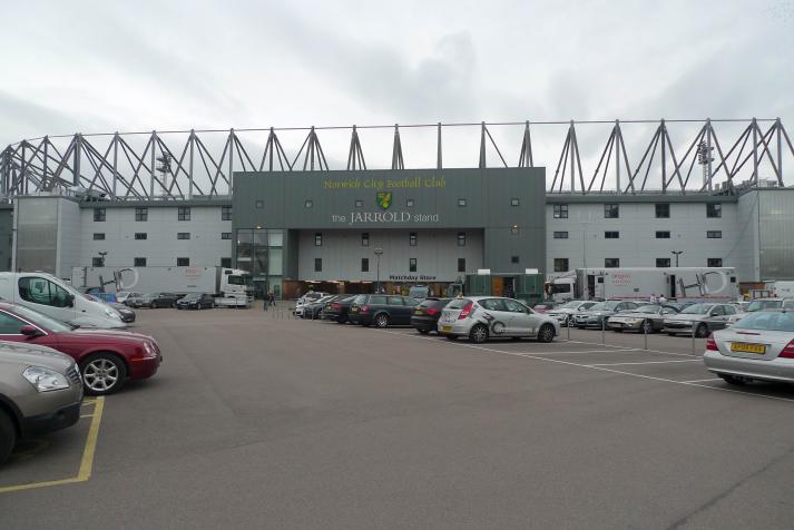 jarrold stand, rear