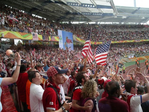 usa fans celebrating