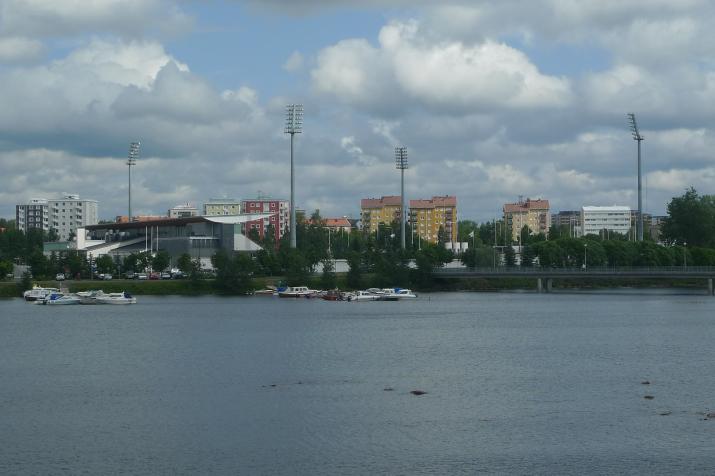 raatin stadion2