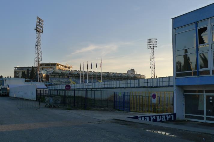 gradski stadion, outside2