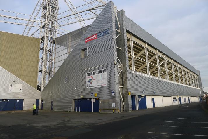 alan kelly town end, rear