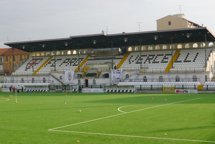 main stand2