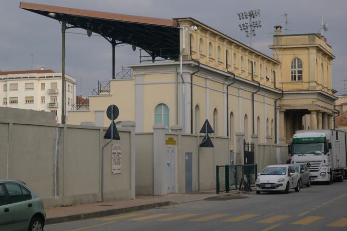 main stand, rear