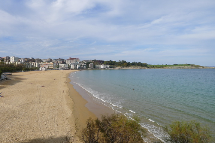 Beach2.JPG