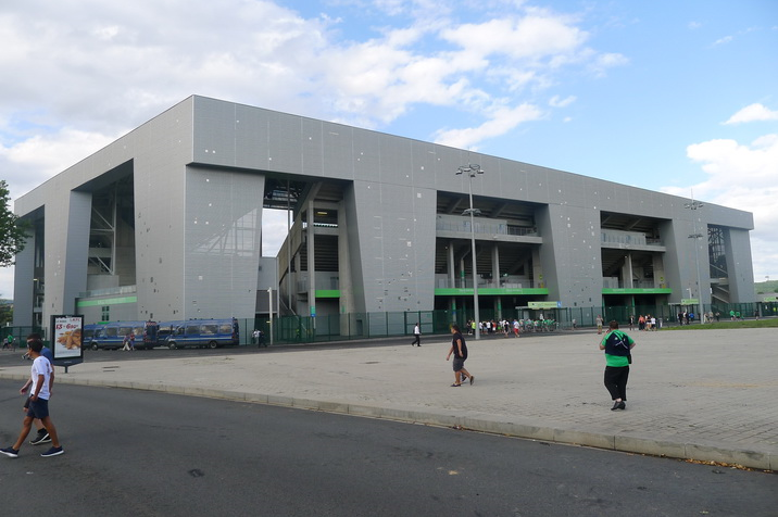 Tribune-Jean-Snella-rear.JPG