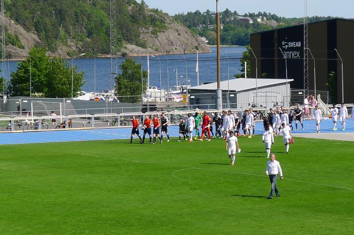 players entering