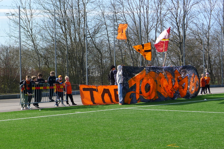 Torn-Ultras2.JPG