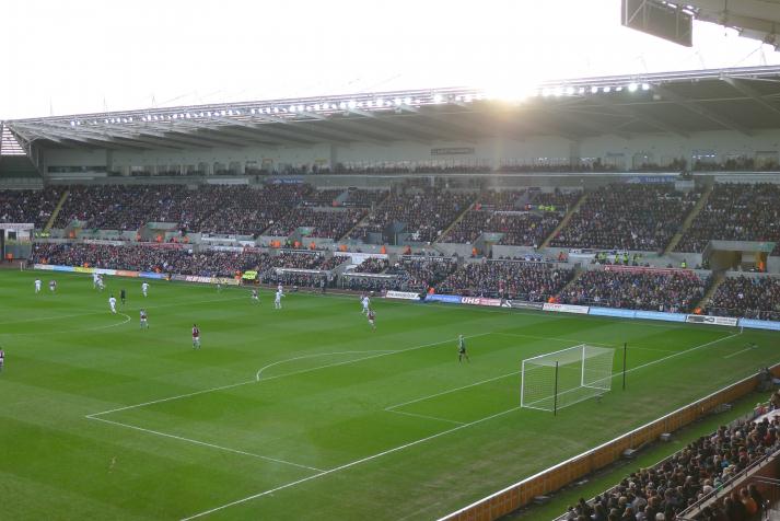west stand3