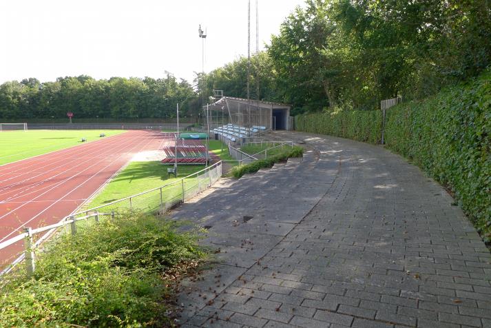 west stand2a