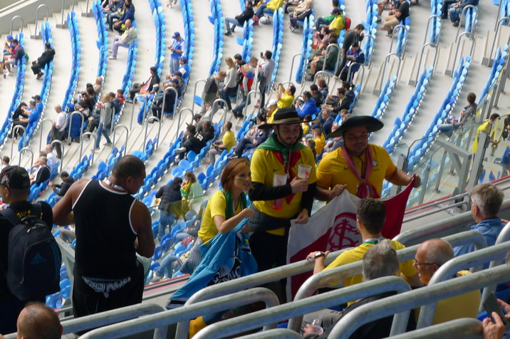 Brazilian-fans3.JPG