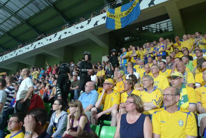 fans och poliser