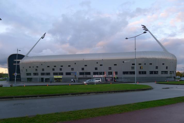 aad mansveld tribune, rear