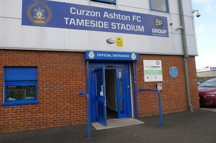 Curzon-Ashton-FC2.JPG
