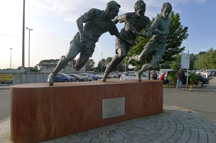 Statue.JPG