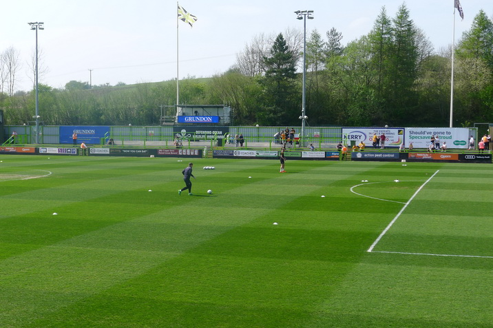 West-Stand-terrace.JPG