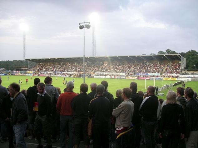 main stand2