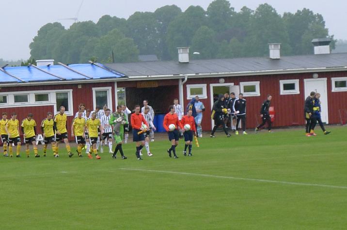 players entering