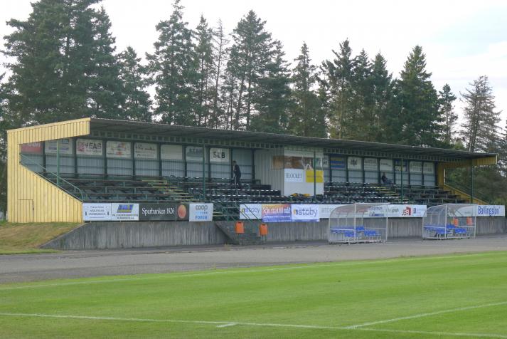 west stand1