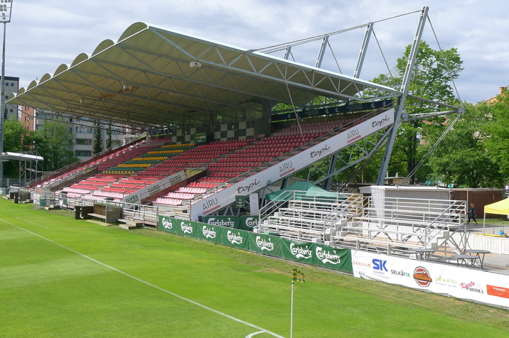 West-Stand1.JPG
