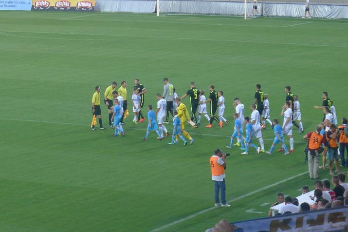 players entering