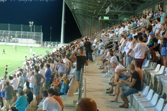 west stand2