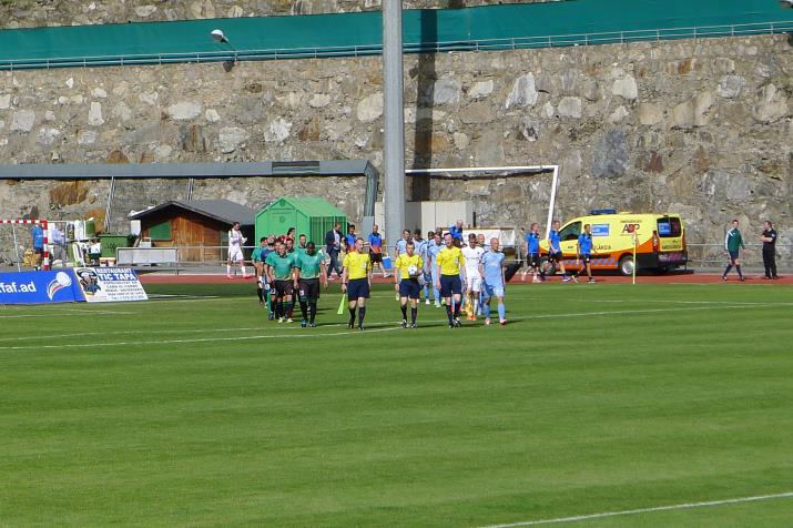 players entering