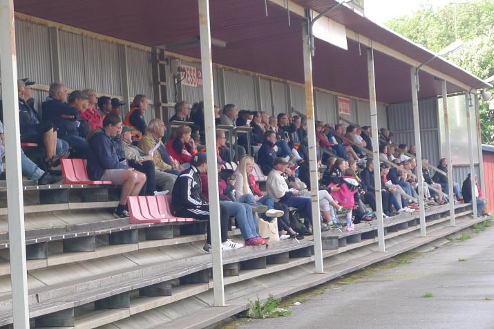 west stand3