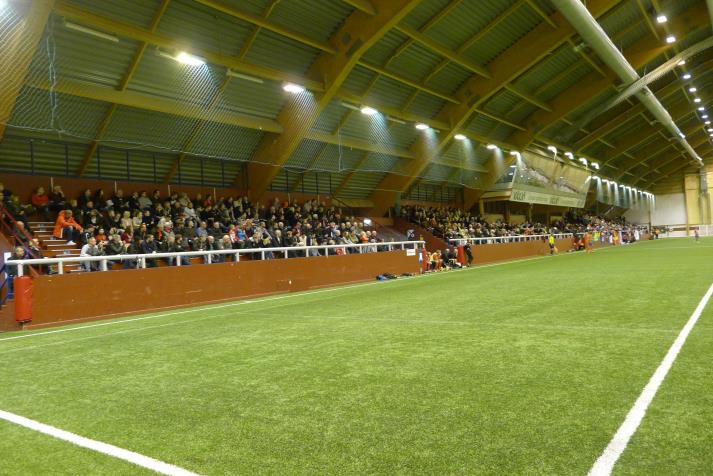 west stand3