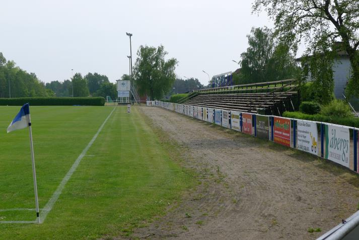 west stand2