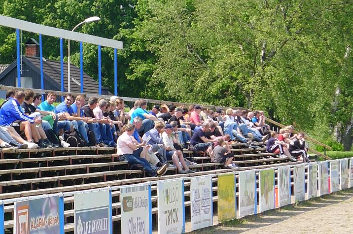 west stand5