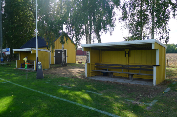 Dug-outs.JPG