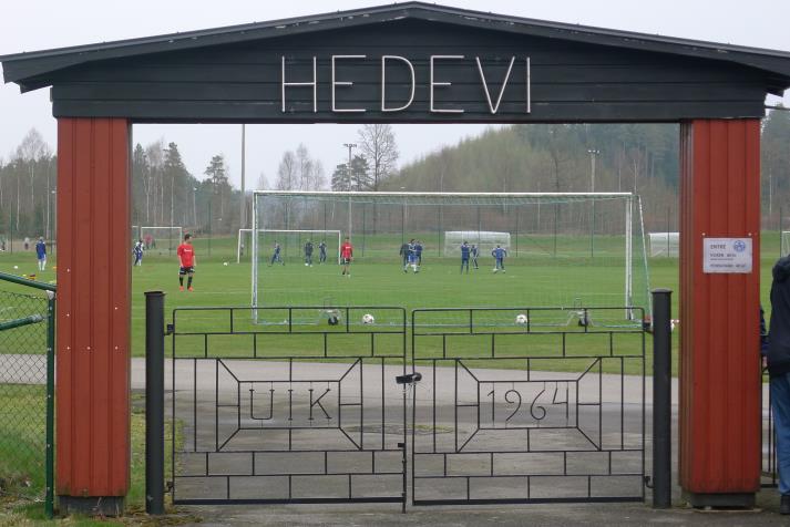 hedevi, entrance