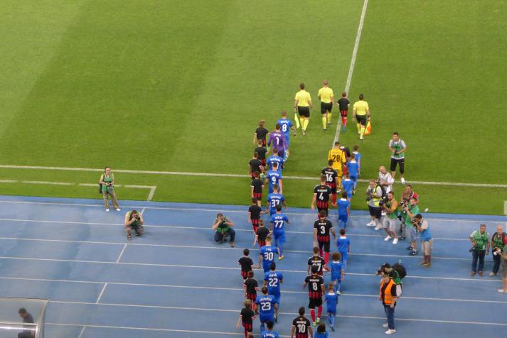 players entering